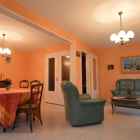 Chalet Vibrant Chalet In Granges-Sur-Vologne Near Ski Area Granges-sur-Vologne